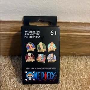 Loungefly Onepiece Mystery Character Pin - Multicolor